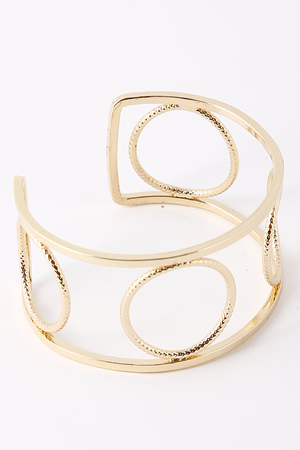 Circle Ring Cutout Metallic Cuff Bracelet 5FAB2